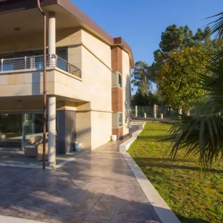 106387 - In Villa *